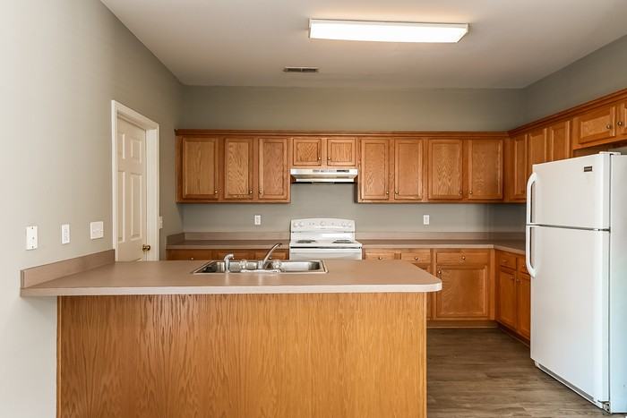 1033 Lexi Ct - Photo 7 of 12