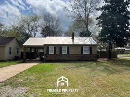 featured image of 1801 7th St Se