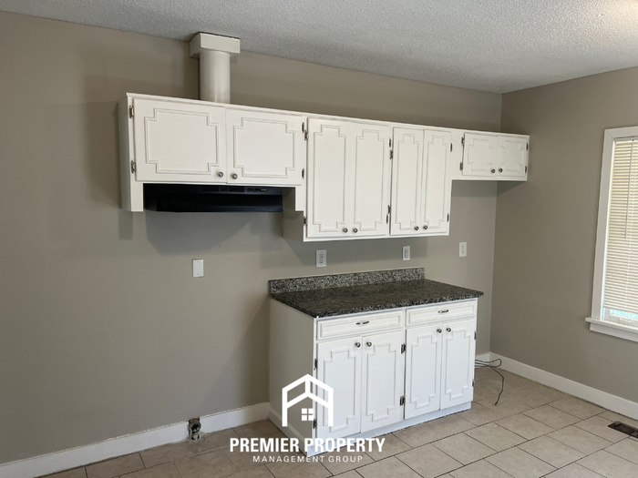 1801 7th St Se - Photo 4 of 10