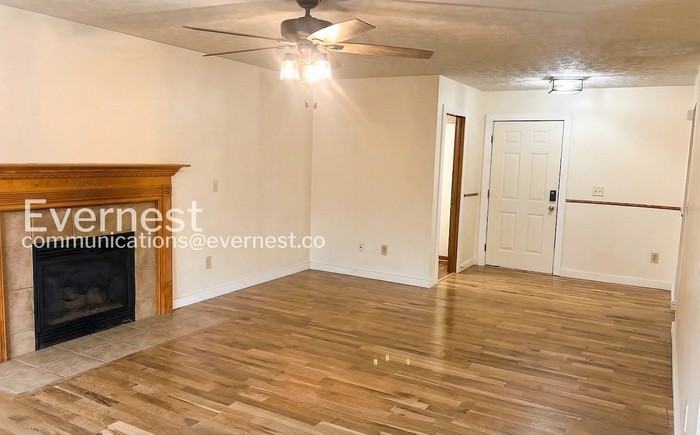 2566 Edencreek Ln - Photo 6 of 31