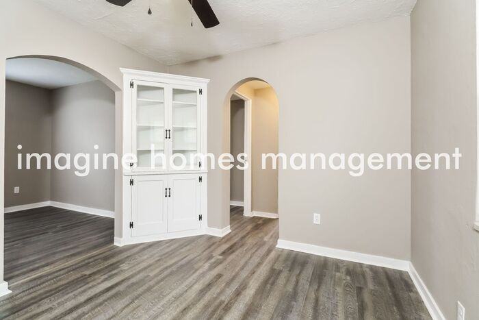 3350 Wallace Dr - Photo 5 of 15