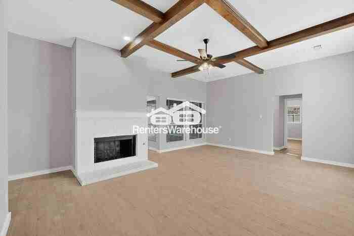 3601 Interlaken Dr - Photo 6 of 45