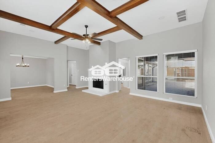 3601 Interlaken Dr - Photo 7 of 45