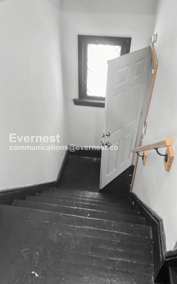 10110 Parkgate Ave #3 - Photo 4 of 24