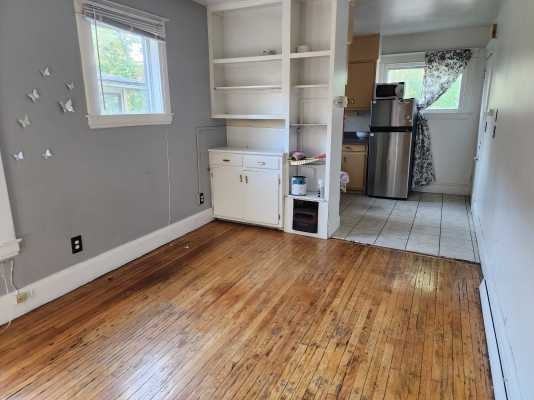 720 S Park St #3 - Photo 7 of 9