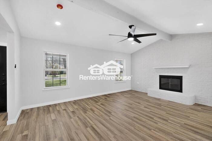 6561 Windrock Dr - Photo 6 of 47