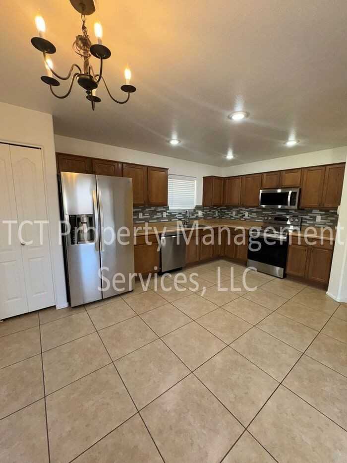 28579 N Dolomite Ln - Photo 4 of 21