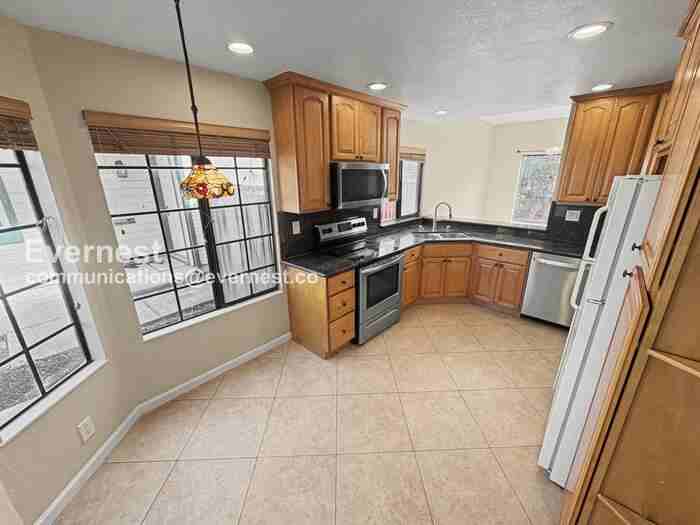 4764 Woodduck Cmn - Photo 6 of 34