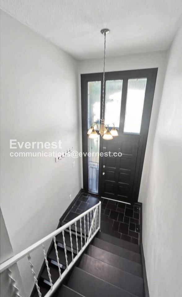 3992 Arbor Place Ln - Photo 4 of 18