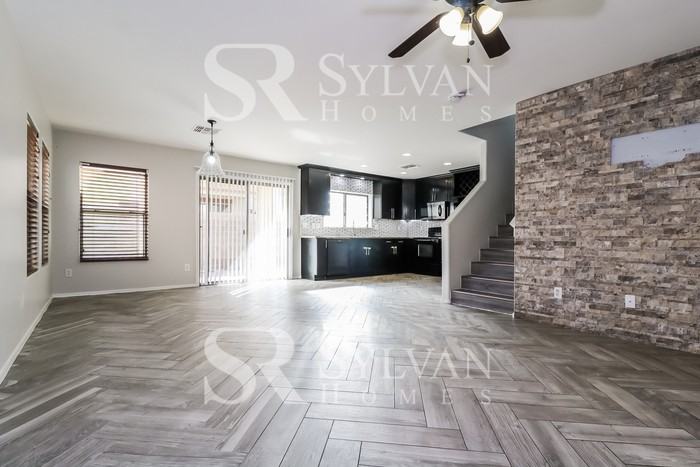 6415 W Fawn Dr - Photo 5 of 16