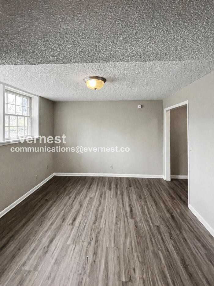 4274 Sweden Dr #A - Photo 6 of 30