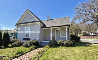 featured image of 5501 Saint Elmo Ave