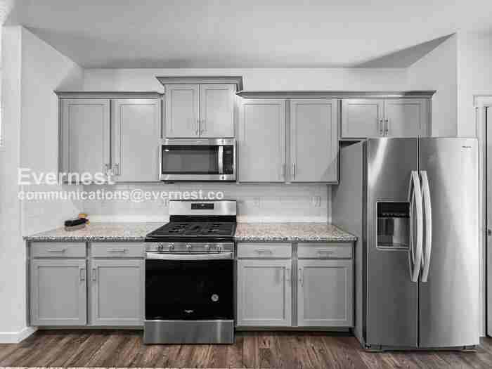 21894 E 9th Pl - Photo 3 of 36