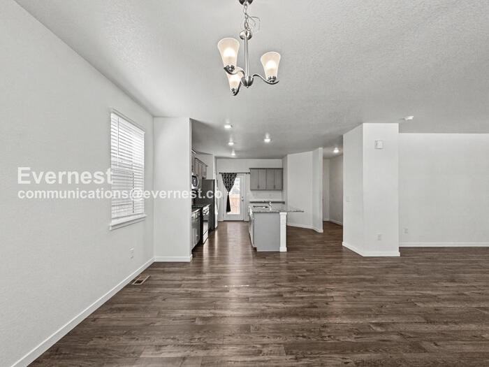 21894 E 9th Pl - Photo 6 of 36