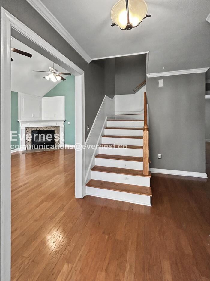 2217 Briar Glen Rd - Photo 6 of 23