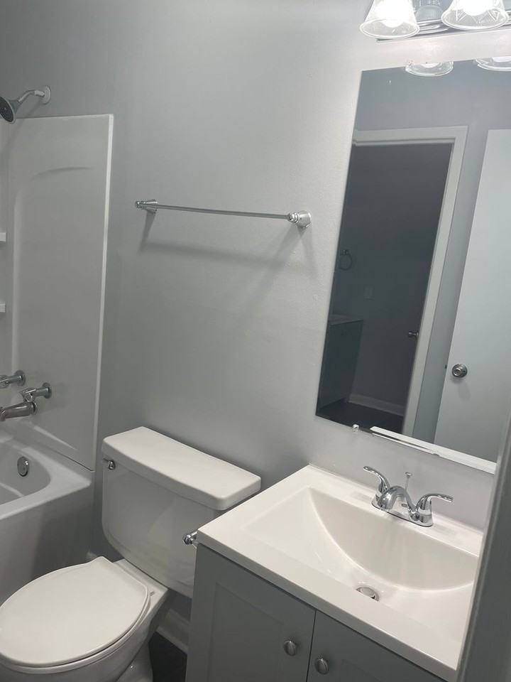 Oakleaf Apartments - Photo 2 of 50