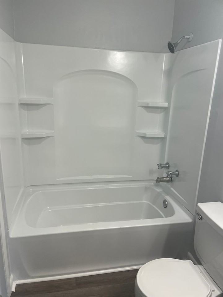 Oakleaf Apartments - Photo 3 of 50