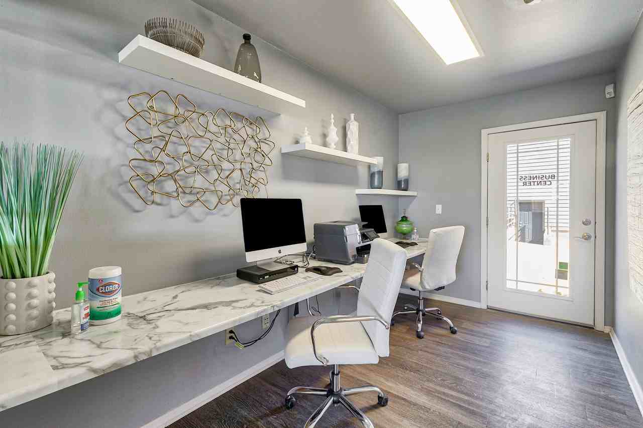 Western Hills - Photo 3 of 17