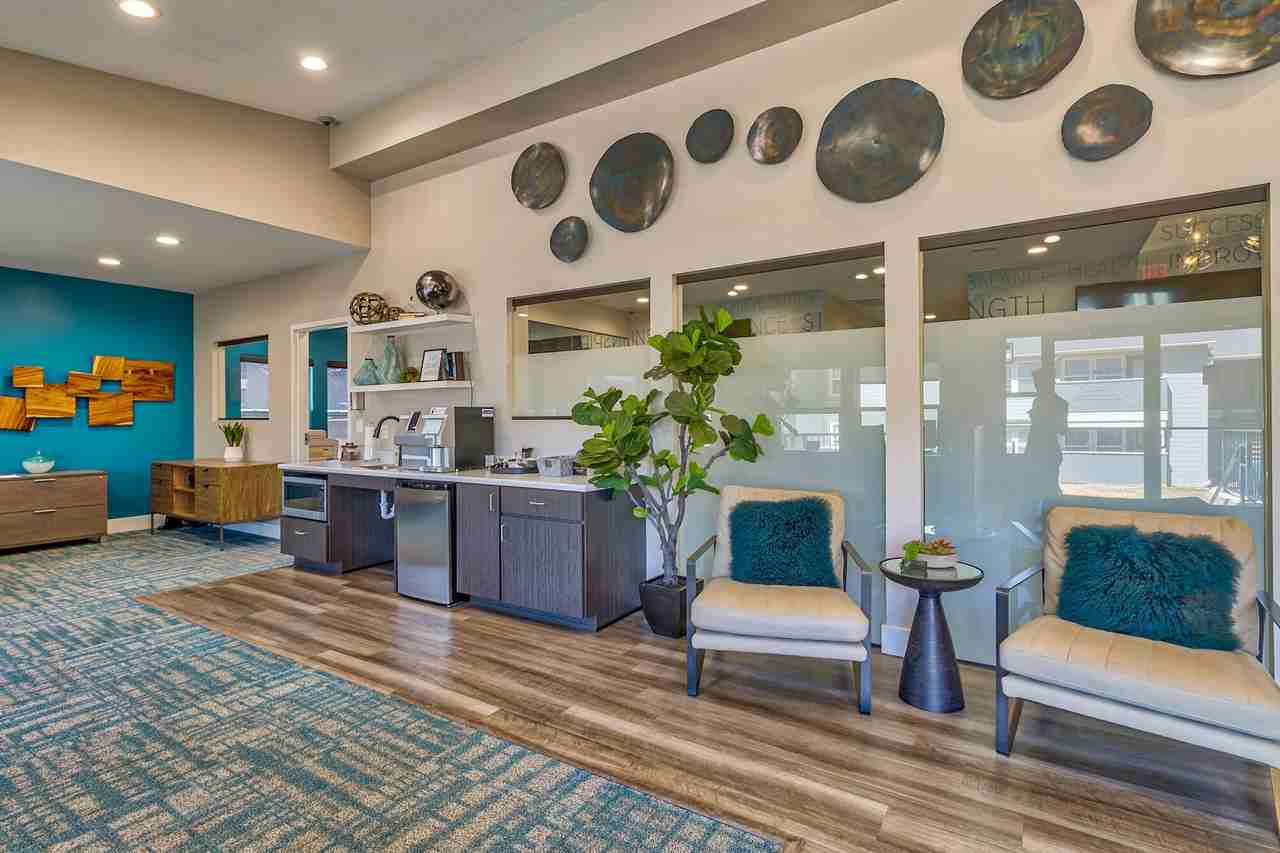 Viridian Edge at the Park - Photo 2 of 15