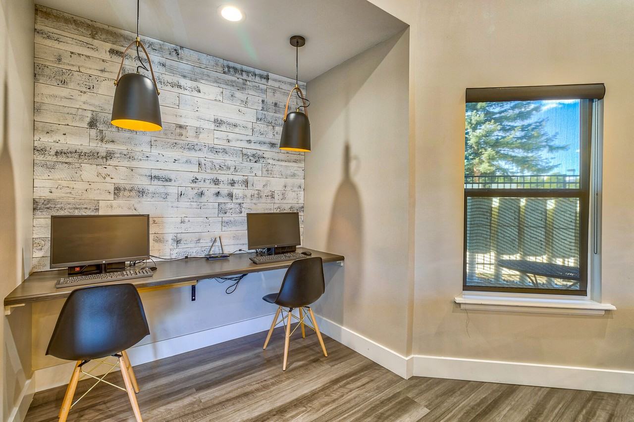 Viridian Edge at the Park - Photo 5 of 15