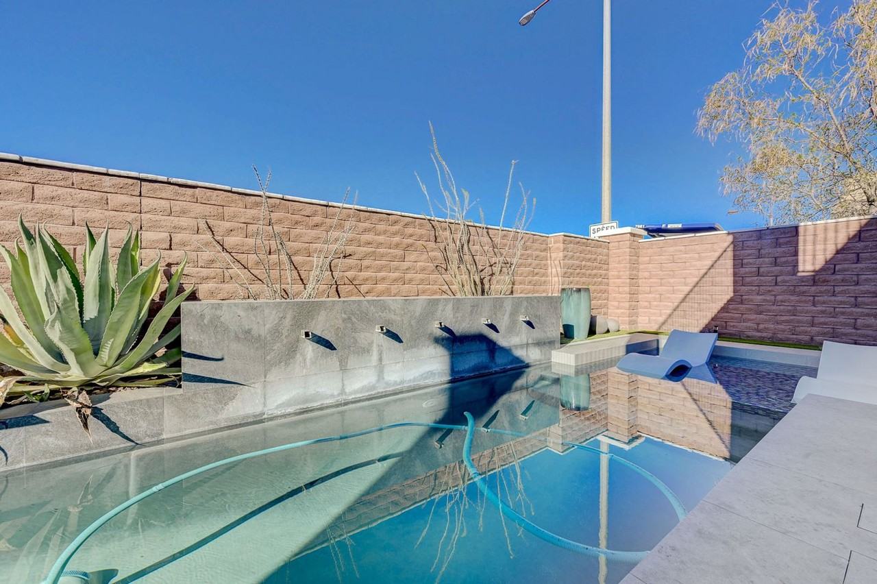 7778 7778 Tableland View Court Las Vegas, NV 89179 - Photo 6 of 50