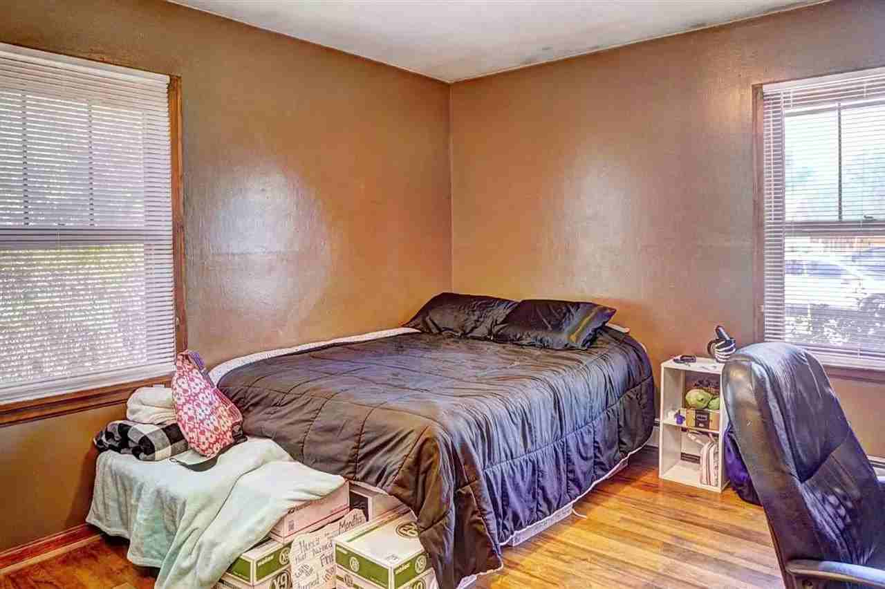 425 N 17th St - Photo 3 of 20