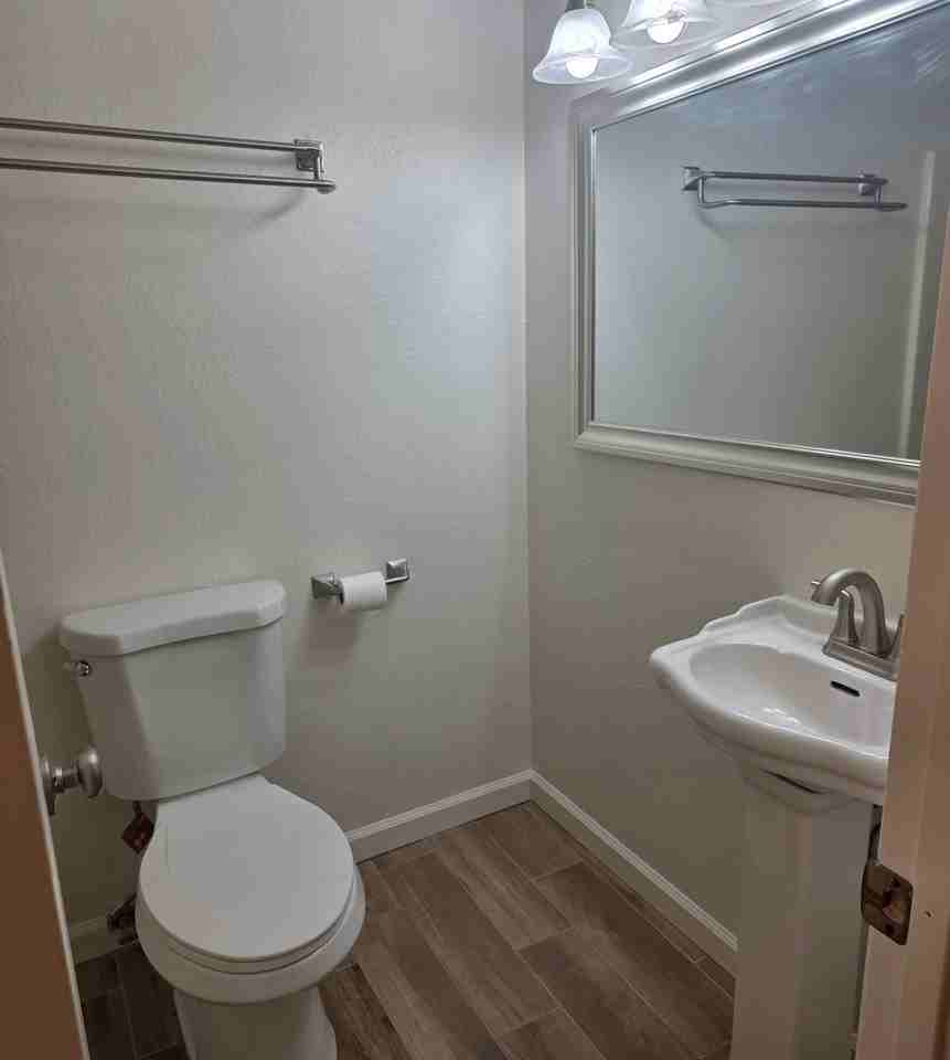 2300 Dickerson Rd #29 - Photo 3 of 14