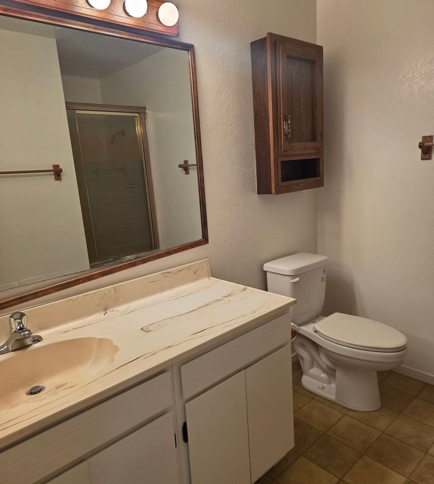 2300 Dickerson Rd #29 - Photo 6 of 14