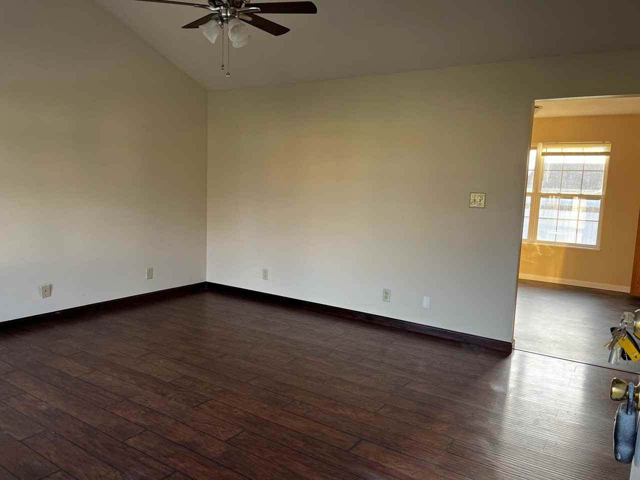 5112 Shenandoah Ave - Photo 5 of 9