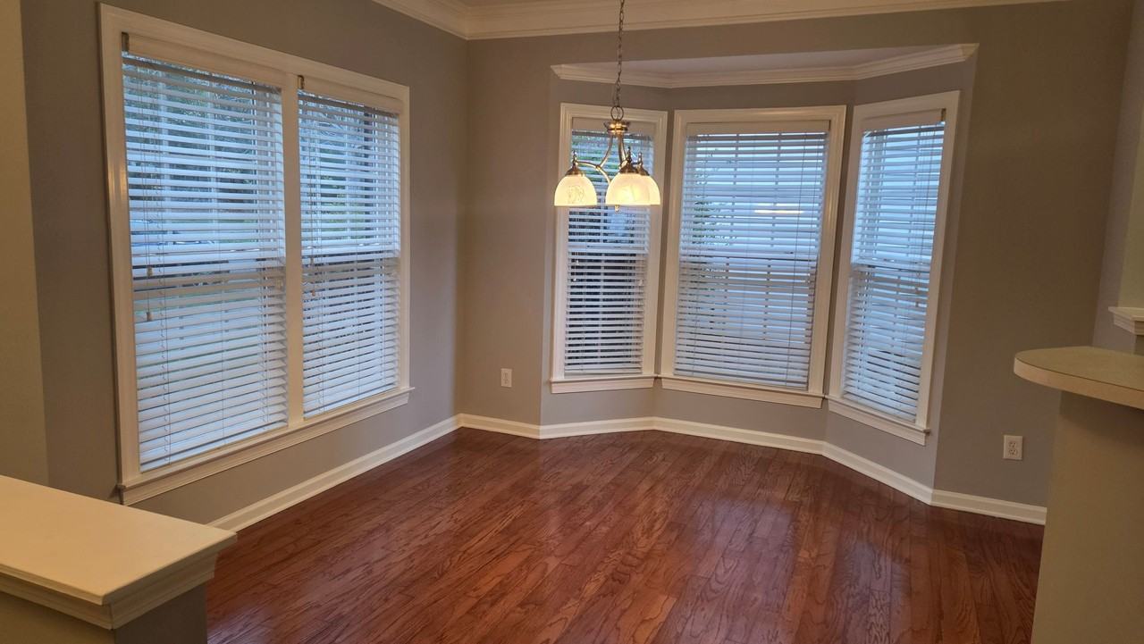 9532 Cadman Ct - Photo 6 of 20