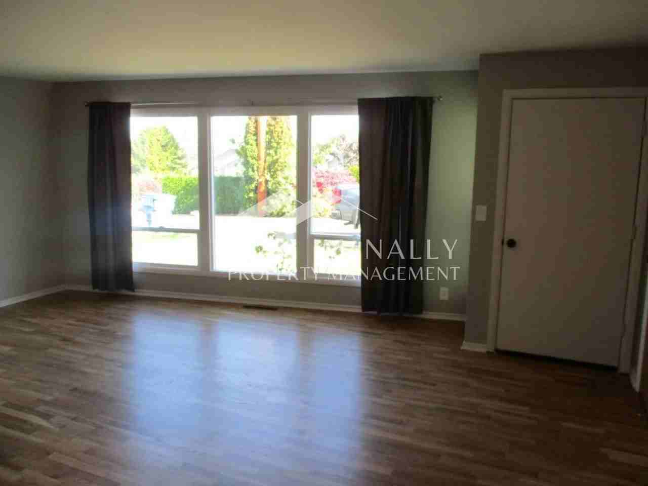 7030 Secor Pl - Photo 2 of 26