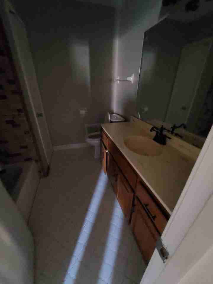 7219 Lawn Ln - Photo 3 of 20