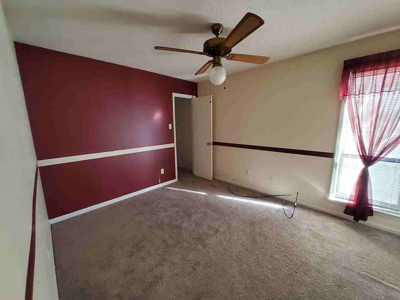 7219 Lawn Ln - Photo 6 of 20