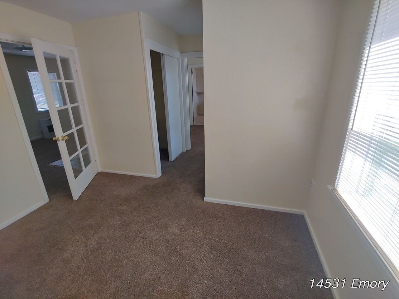 14531 Emory Ave - Photo 6 of 13