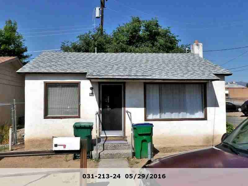 847 13th St - Photo 2 of 14