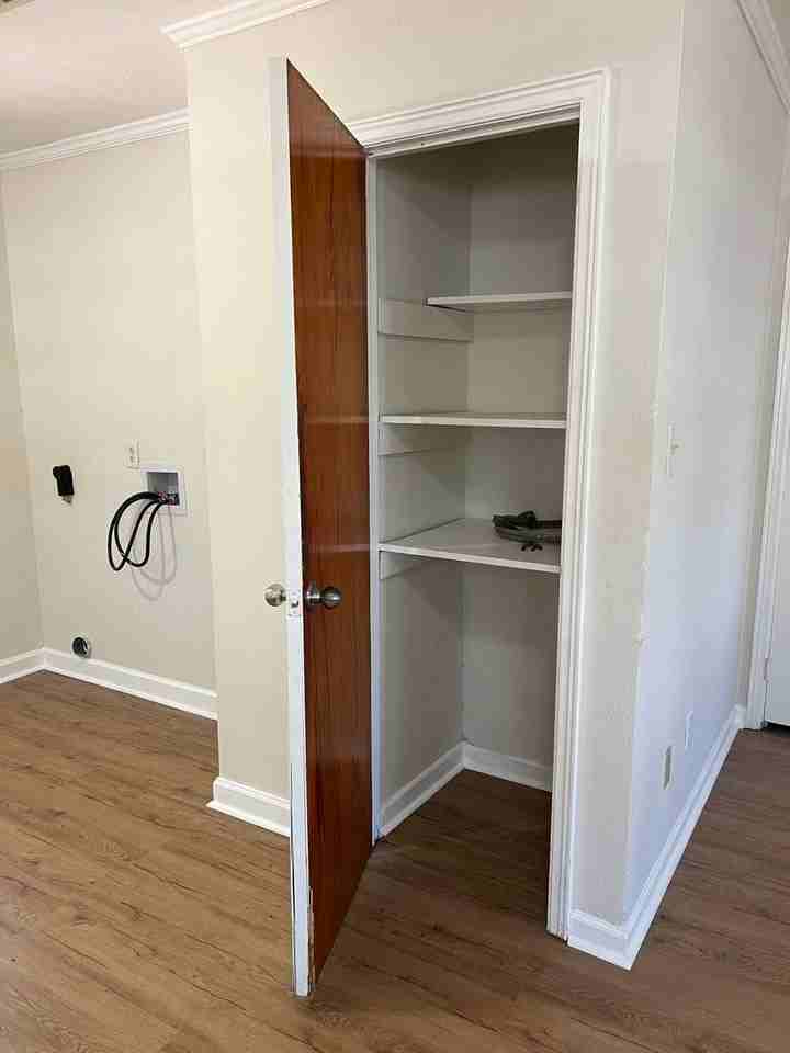 706 W Gordon St - Photo 6 of 14