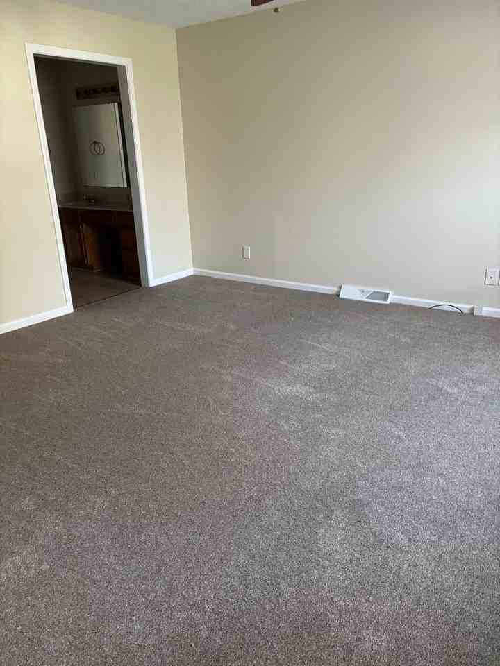 203 Carabelle Cir - Photo 7 of 12