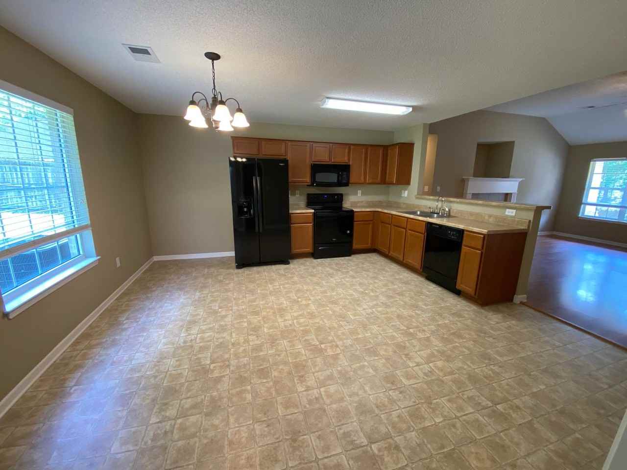 4274 Cedar Hills Rd - Photo 6 of 22