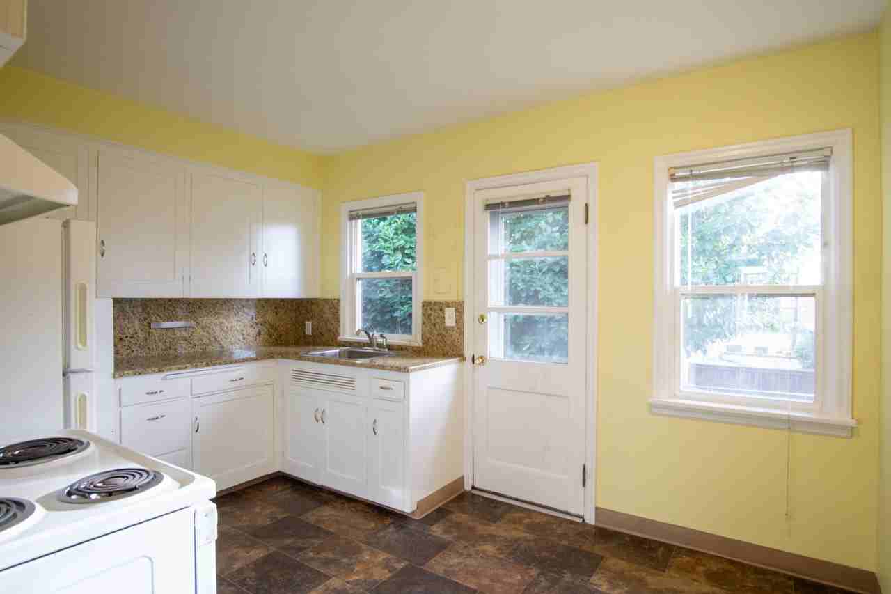 1228 Se Cesar E Chavez Blvd - Photo 4 of 14