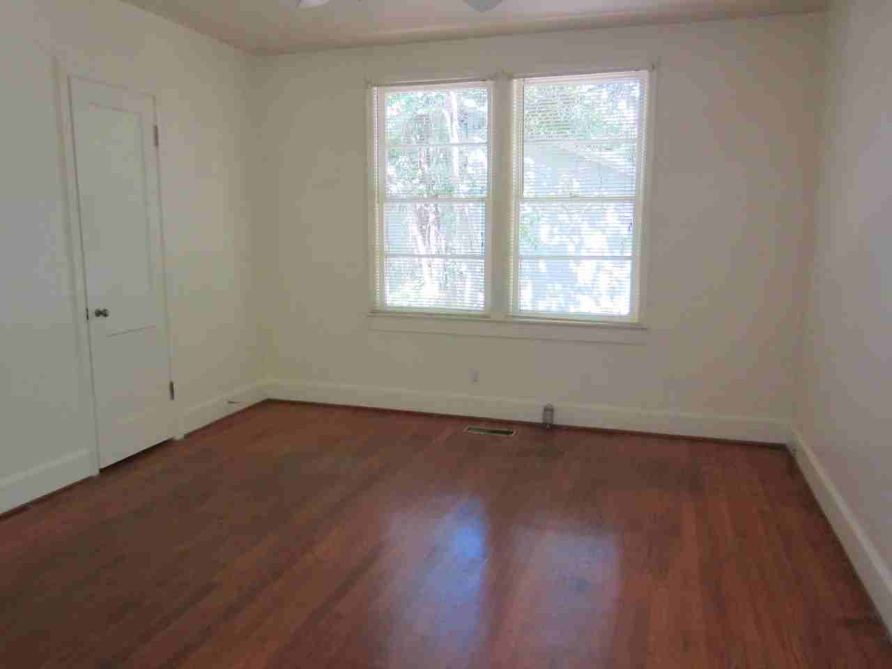 114 High St - Photo 3 of 7