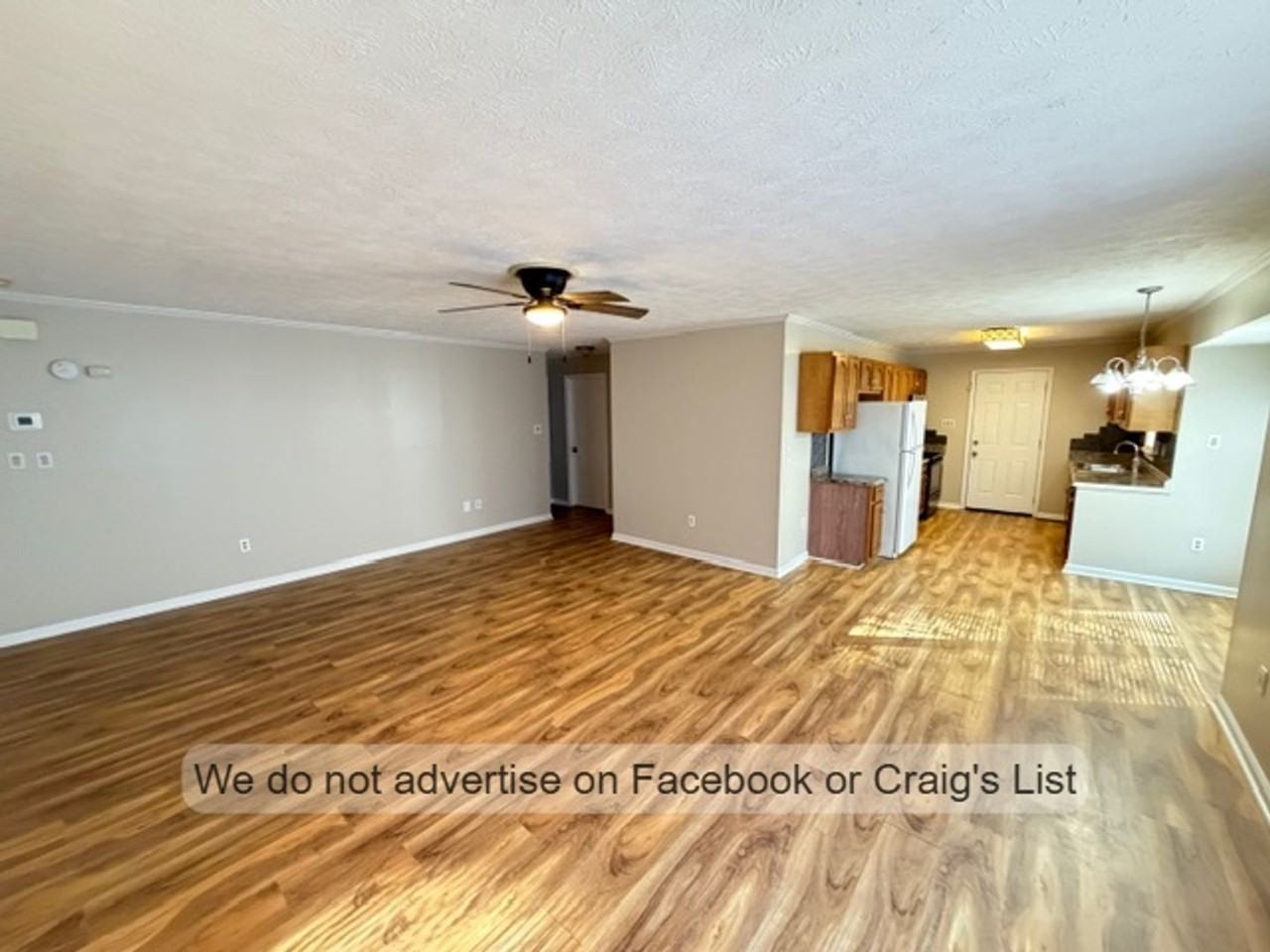 539 Crooked Creek Ct - Photo 2 of 12