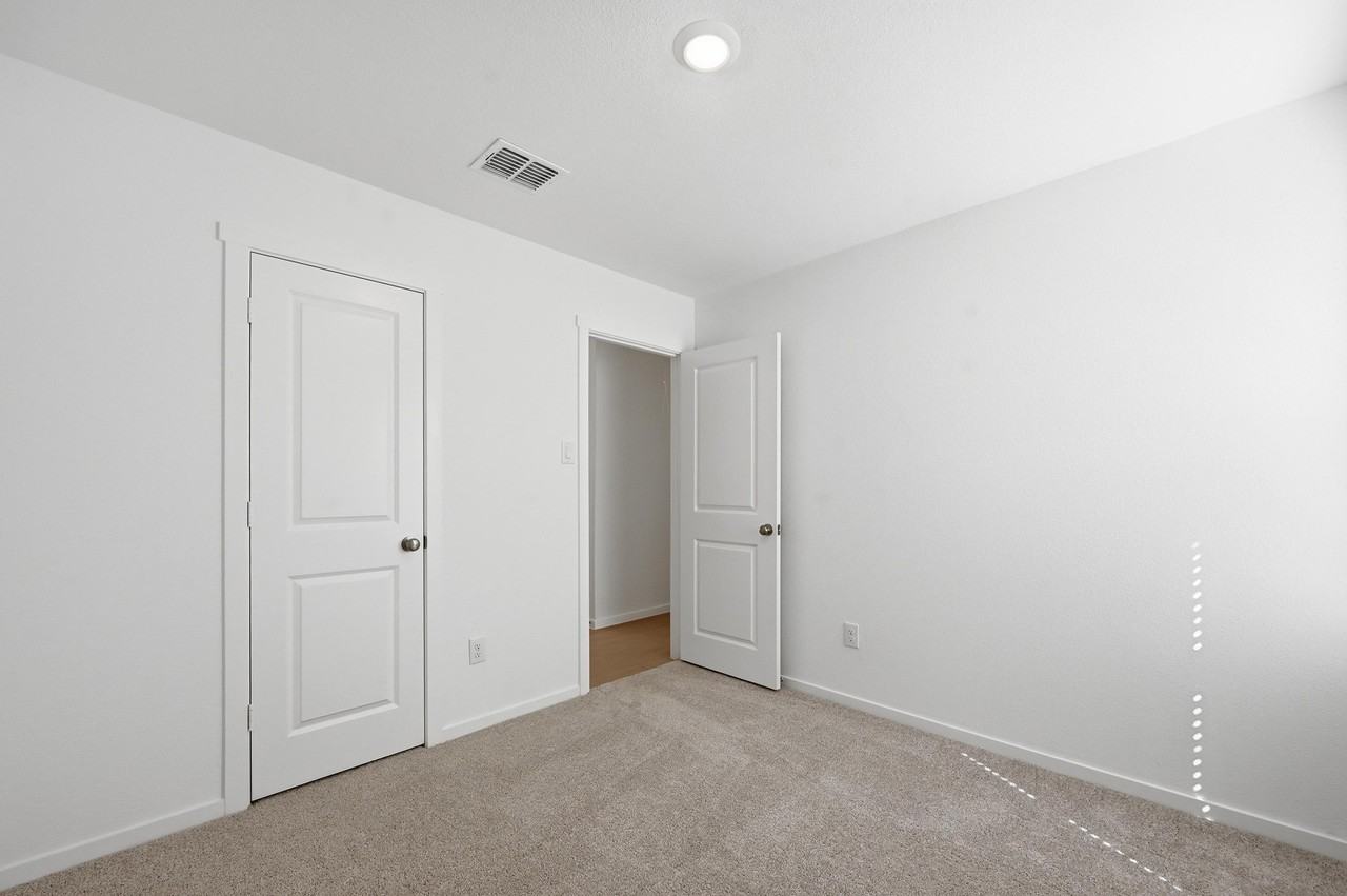 6509 Glade St #1 - Photo 7 of 20