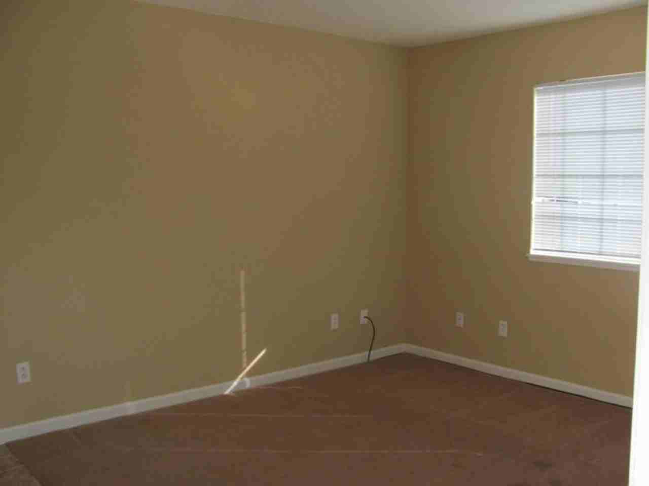 520 Kentucky St - Photo 5 of 11