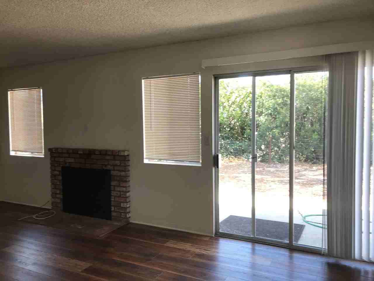 596 Couper Dr - Photo 4 of 11