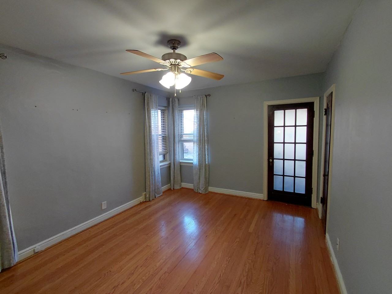 6637 Devonshire Ave #1F - Photo 4 of 11