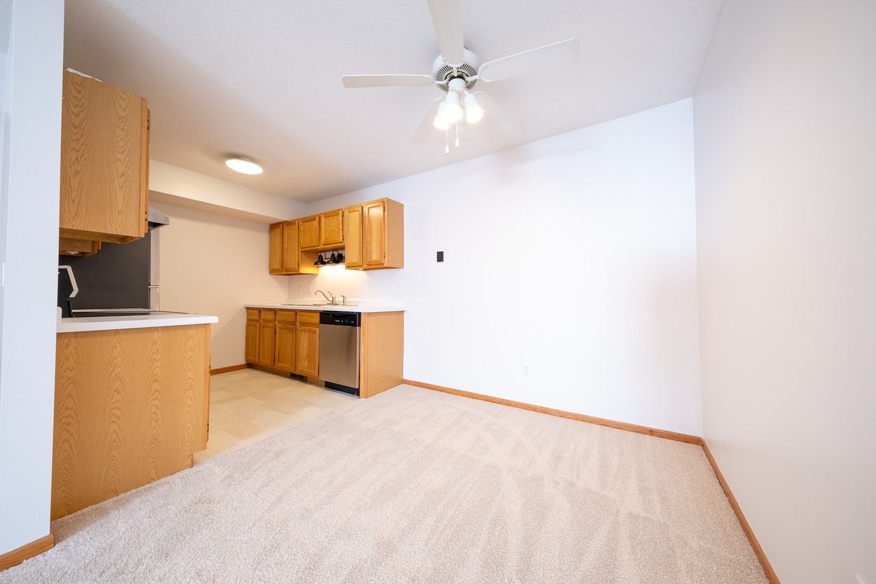 634 Mcintosh Ct #1 - Photo 6 of 24