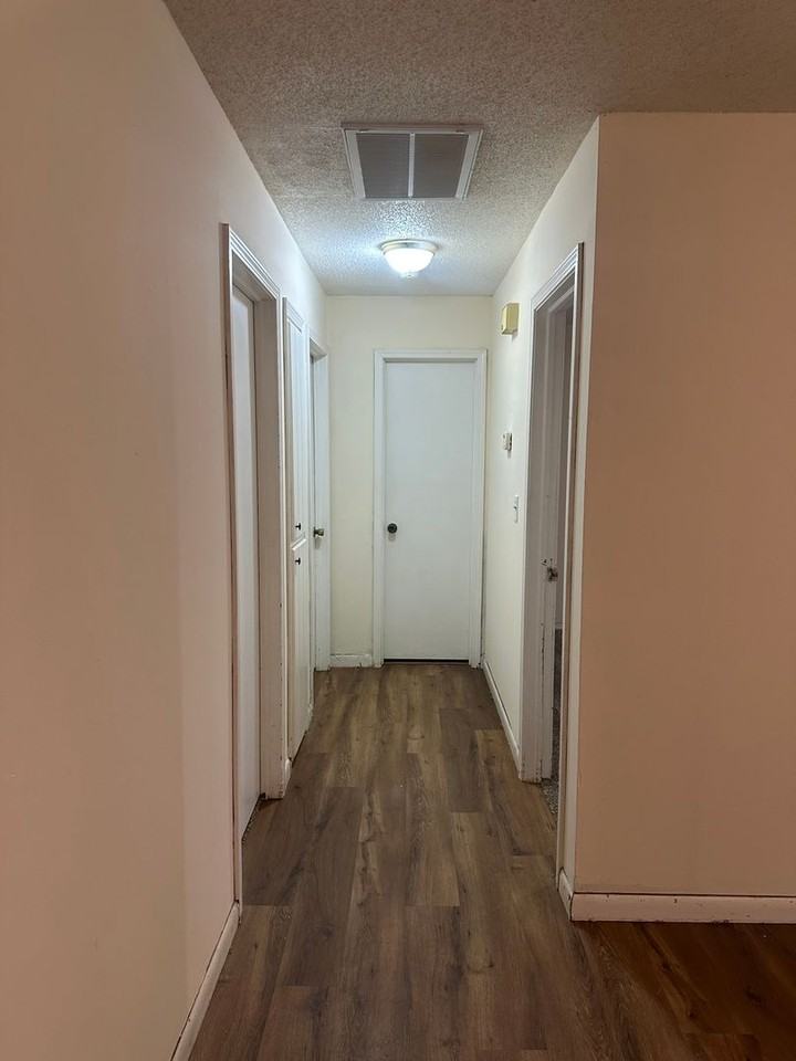 3356 W Camelot St - Photo 7 of 13