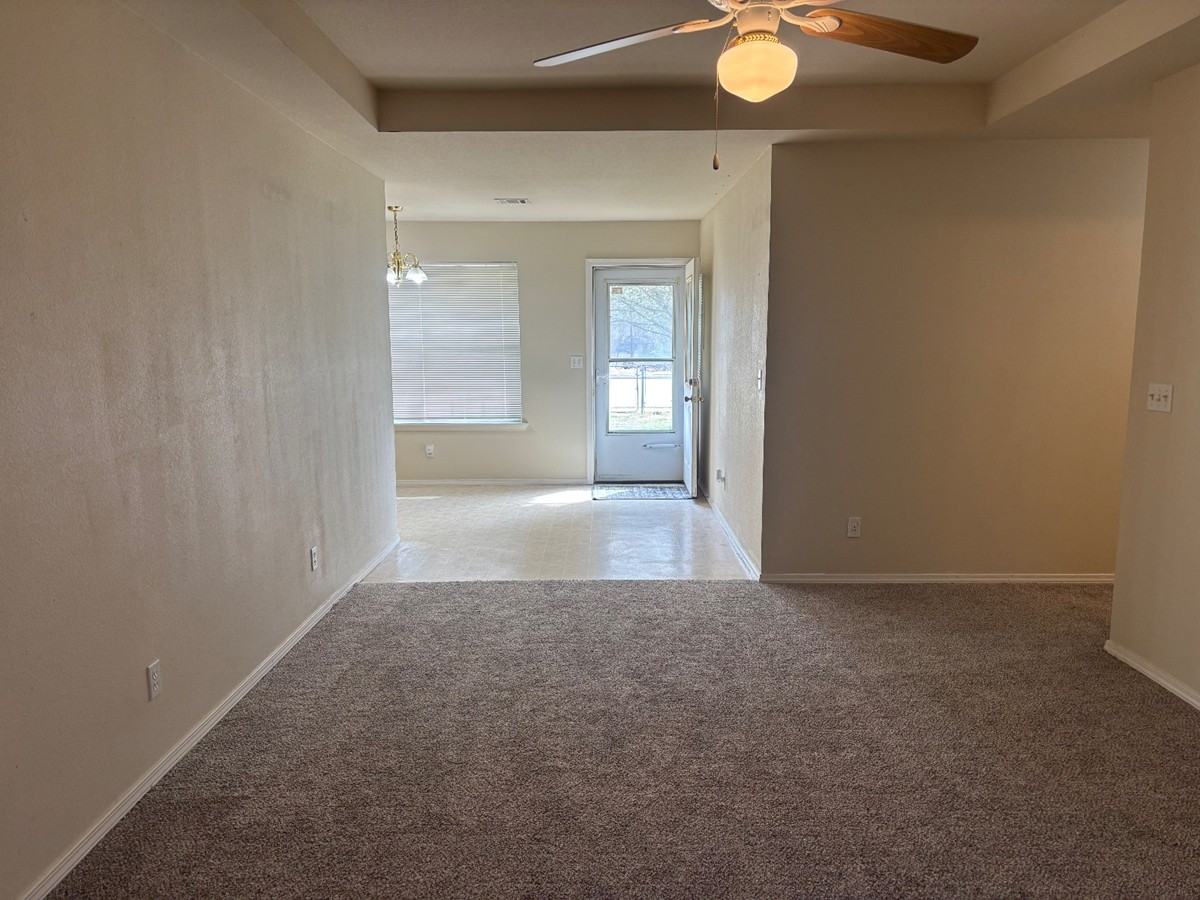 2310 S Hickory St #1 - Photo 7 of 23