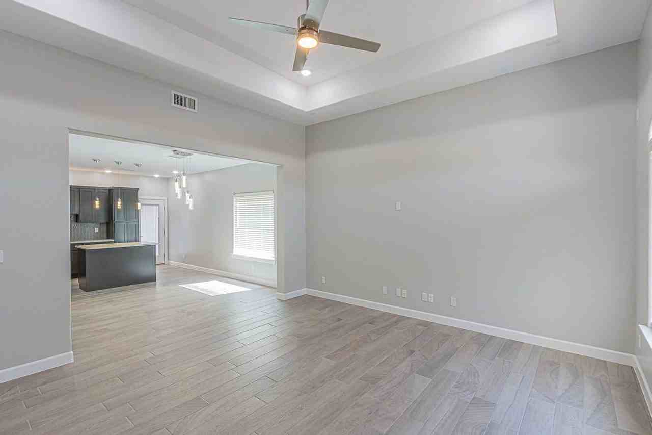 15153 Method Ave - Photo 2 of 10