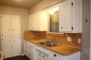 913 Springhill Dr - Photo 1 of 1